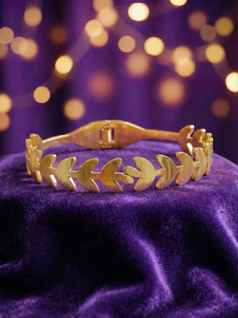 anti-tarnish gold bracelet